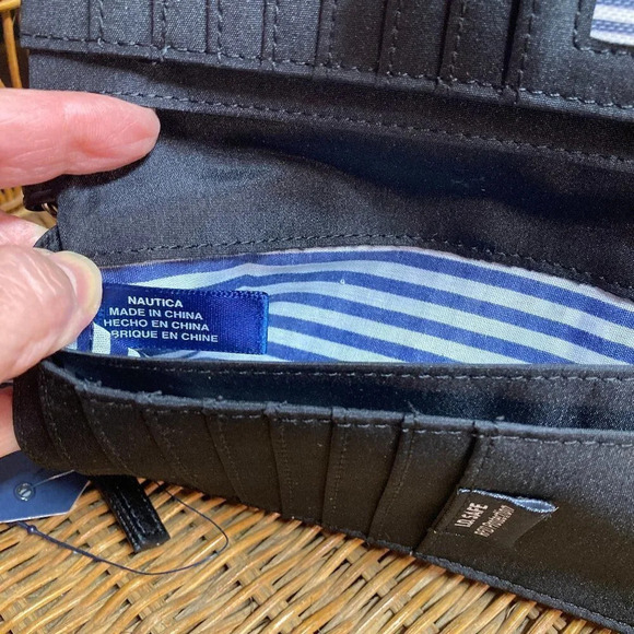 Nautica "Sail Twice" Black Wristlet Wallet RFID Protection, New with‎ Tags - Picture 7 of 9